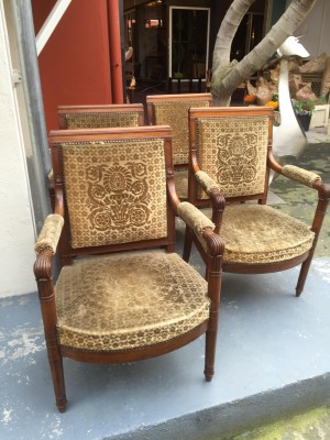 Quatre fauteuil en acajou d’époque Empire.