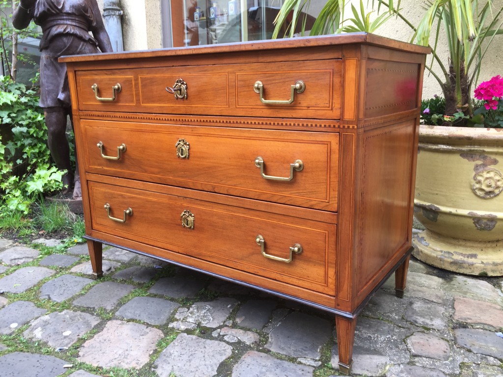 Commode d’époque Louis XVI.