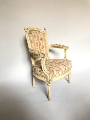 Fauteuil d’enfant d’époque Louis XVI.